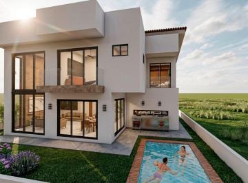 Casa en condominio · 344m² · 4 Recámaras · 4 Estacionamientos · Casa de Lujo en Venta en Los Tigres Residencial Nuevo Vallarta, Riviera Nayarit