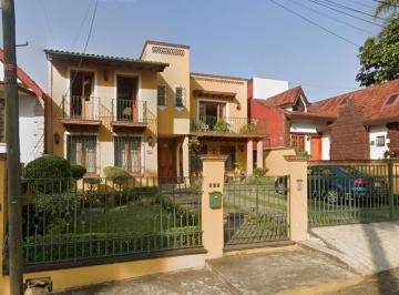 Casa de 3 habitaciones, Xalapa · El Hogar de Tus Sueños en Xalapa: Amplia Residencia en Venta en Jardines de Las Ánimas