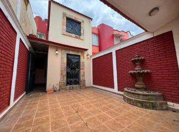 Casa · 100m² · 3 Recámaras · 1 Estacionamiento · Casa en Venta La Ilusion Pátzcuaro