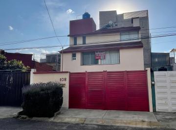 Casa de 4 habitaciones, Toluca · Casa Sola con Potencial de Renta Inmediata y Plusvalía