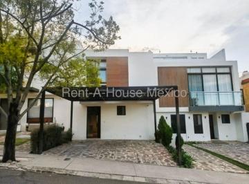 Casa de 3 habitaciones, El Marqués · Renta Casa 3 Habitaciones con Amenidades Zibata Apt