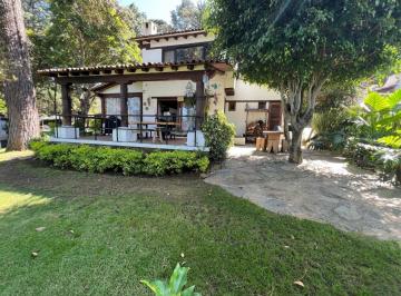 Casa en condominio de 3 habitaciones, Valle de Bravo · Casa en Venta Remodelada|condominio Avandaro|valle de Bravo