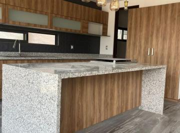 Casa · 3 Recámaras · 2 Estacionamientos · Casa - Residencial El Molino