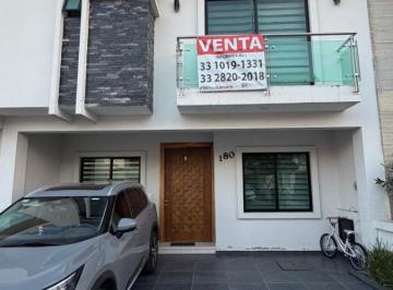 Casa en condominio de 3 habitaciones, Zapopan · Casa en Venta en La Cima Zapopan Jalisco
