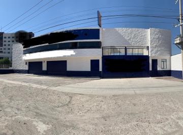Bodega comercial · 380m² · Bodega con Localez en Venta en Silao