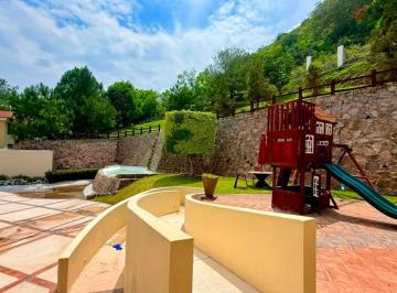 Terreno / Lote , Tlajomulco de Zúñiga · Terreno Residencial en Fraccionamiento Exclusivo Lago Nogal