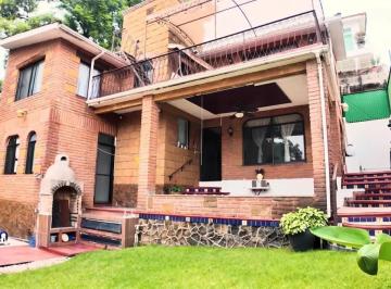 1 · Casa en Lomas de Cortes | Alberca Privada, Recámara en Planta Baja y Seguridad 24/7