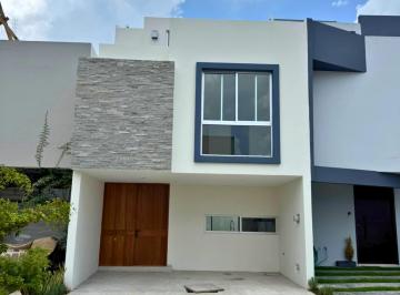 Casa en Venta de 3 habitaciones Fraccionamiento Real de Valdepeñas · Casa de 166 m² en Venta en Real de Valdepeñas