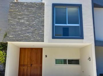 Casa · 166m² · 3 Recámaras · 2 Estacionamientos · Casa de 166 m² en Venta en Real de Valdepeñas