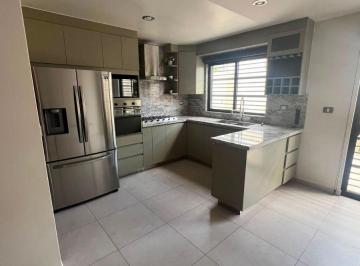 Casa de 3 habitaciones, García · Casa de 150 m² con 3 Recámaras en Renta en Monticello, Dominio Cumbres