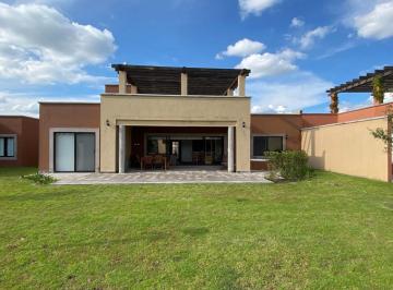 Casa · 209m² · 3 Recámaras · 2 Estacionamientos · Casa - San Miguel de Allende