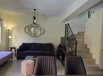 Casa · 126m² · 3 Recámaras · Casa de 136 m² con 3 Recámaras en Renta en Zirándaro