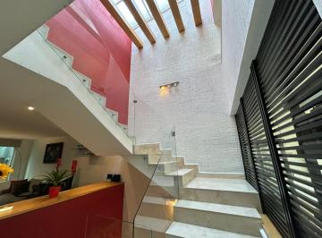 Casa · 380m² · 3 Recámaras · 4 Estacionamientos · Casa Preciosa en Villa Florence Interlomas