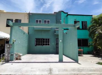 Casa · 70m² · 3 Recámaras · 2 Estacionamientos · Casa en Renta 3 Habitaciones Villamar 2
