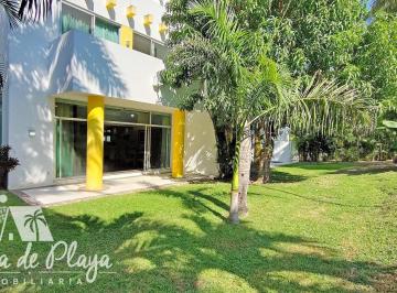 Casa en condominio · 238m² · 3 Recámaras · 2 Estacionamientos · Casa en Condominio en Venta Xcaret Acapulco Diamante