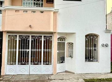 101ebf4472c3b916314fbda4c7a76e84b4e4c4122b17111c8bf52fcf44bf2a1f · Casa en Venta en Rinconada de San Sebastian, Tlajomulco de Zúñiga, Jal.