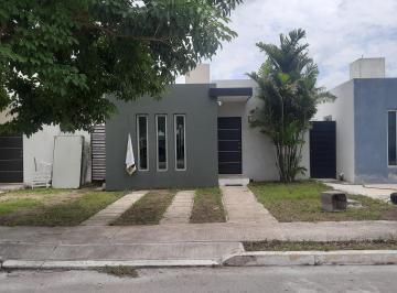 Casa de 2 habitaciones, Mérida · Casa Amueblada en Renta en Privada de La Ciudadela, 2 Habitaciones, $11,000