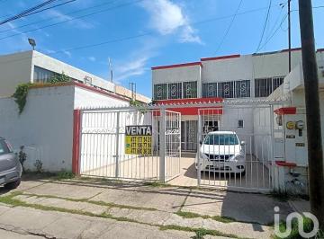Casa · 129m² · 3 Recámaras · 2 Estacionamientos · Casa en Venta en Hidalgo del Valle, Leon, Gto