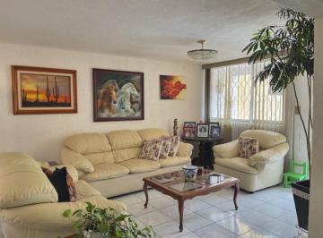 Casa de 3 habitaciones, Naucalpan de Juárez · Excelente Oportunidad de Inversión - Casa en Venta – Circuito Juristas, Ciudad Satélite