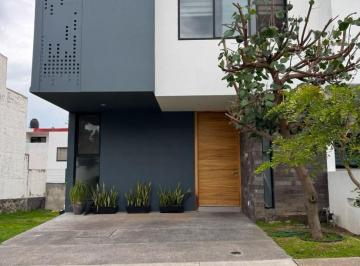 Casa · 187m² · 3 Recámaras · Casa en Fraccionamiento La Cima