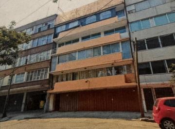 Exterior del edificio · Departamento Recién Remodelado, Excelente Ubicación