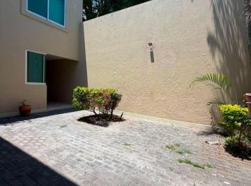 Casa · 210m² · 3 Recámaras · 1 Estacionamiento · Casa Sola en La Pradera Cuernavaca - Maz - 2720 - Cs