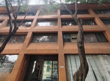 Oficina , Cuauhtémoc · Oficinas de 99, 86, y 51 m² con 2 Estacionamientos en Renta en San Rafael