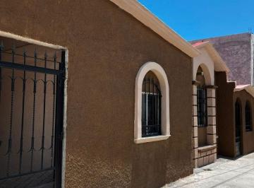 Departamento de 3 habitaciones, Saltillo · Casa Amueblada en Renta Col. Brisas