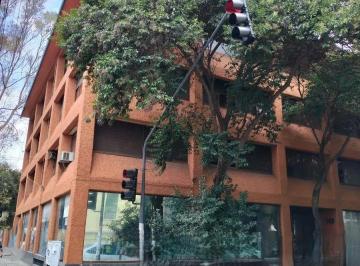 Oficina , Cuauhtémoc · Oficinas de 99, 86, 51 m² con 2 Estacionamientos en Venta en San Rafael