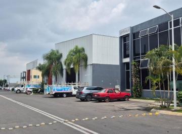 Bodega comercial de 4 habitaciones, Guadalajara · Bodega en Renta Parque Industrial El Álamo