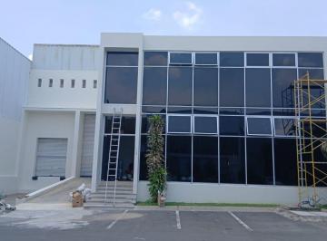 Bodega comercial de 4 habitaciones, Guadalajara · Bodega en Renta Parque Industrial El Álamo