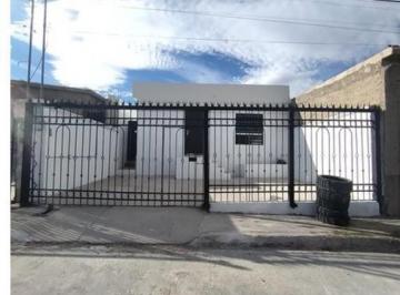 Casa · 74m² · 2 Recámaras · 1 Estacionamiento · Se Vende Casa de Una Planta en Insurgentes
