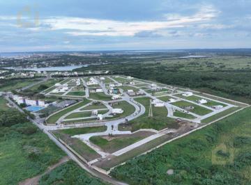 Terreno / Lote · 180m² · Terrenos en Venta en Veracruz, Zona Residencial con Gimnasio, Casa Club, Seguridad y Áreas Verdes