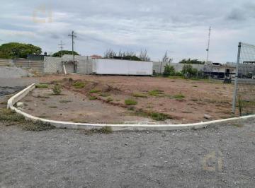 Terreno / Lote · 1500m² · Terreno Comercial en Renta Sobre Av Principal, Rodeado de Varios Fraccionamientos Sobre Carrete
