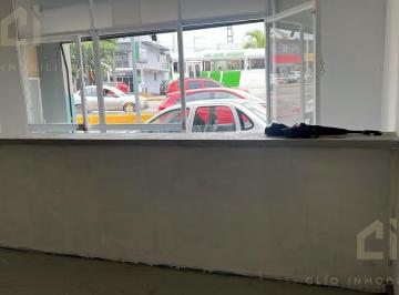 Local comercial · 261m² · Local Comercial en Renta en Veracruz Ubicación Estratégica Cerca de Bancos y Servicios.