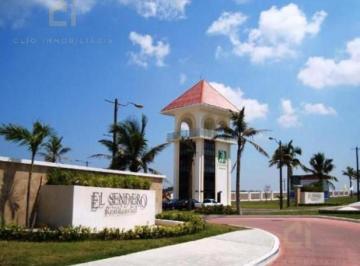 Terreno / Lote · 200m² · Terreno en Venta con Acceso a La Playa en Alvarado, Veracruz