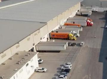 Nave industrial · 2400m² · Nave Industrial en Renta en Olmeca, Veracruz con Opción de Subdivisión