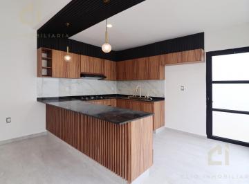 Casa · 160m² · 3 Recámaras · Casa en Venta en Lomas del Dorado, Veracruz | 3 Recámaras, 180 m² de Terreno y Garaje Para 2 Autos