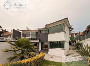 Casa · 600m² · 4 Recámaras · 3 Estacionamientos · Casa en Renta en Condado de Sayavedra