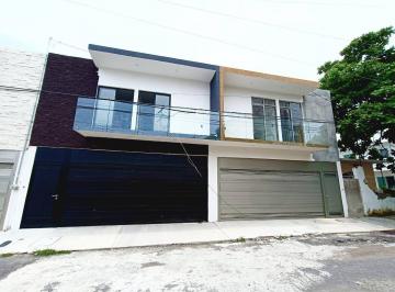 Casa de 3 habitaciones, Boca del Río · Casa Nueva en Zona Sur Boca del Rio, Amplia, 3 Rec, Garaje 2 Autos