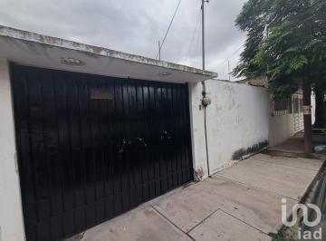 Casa · 86m² · 3 Recámaras · 2 Estacionamientos · Se Vende Casa en Ciudadad Azteca, Ecatepec de Morelos Estado de Mexico.