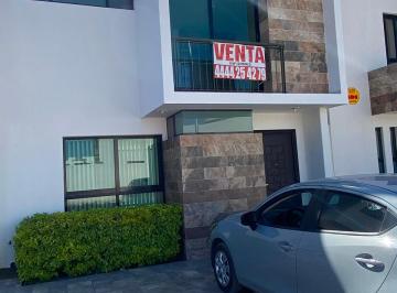 Casa de 3 habitaciones, San Luis Potosí · Casa en Privada Piamonte Catara Slp