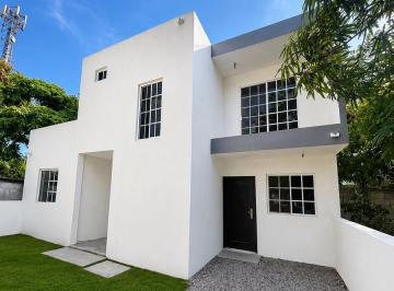 Casa · 112m² · 2 Recámaras · 1 Estacionamiento · Casacol. Ampliación Candelario Garza, Cd. Madero