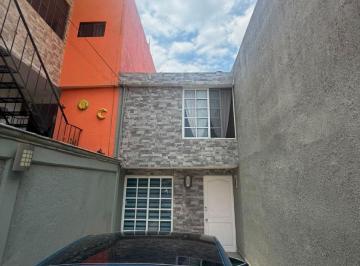 Casa de 3 habitaciones, Nezahualcóyotl · Se Vende Casa Col. Bosques de Aragón