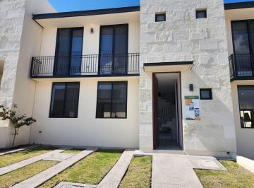 Casa de 3 habitaciones, El Marqués · Casa Cima en Venta en El Marqués