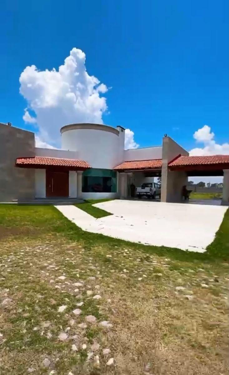 Rancho de 4 Hectáreas en Polotitlan Queretaro con Lujo, Deporte y Tradición