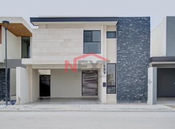 Foto principal · Casa en Renta en Seterra | 4 Recámaras | Totalmente Equipada | a 3 Min del Club Campestre de Saltill