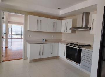 Departamento · 260m² · 3 Recámaras · 2 Estacionamientos · Departamento en Renta