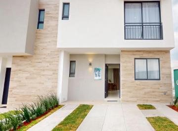 Casa de 3 habitaciones, El Marqués · Casa Altiva en Venta en El Marqués