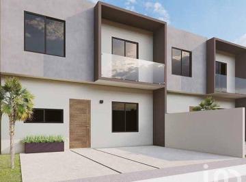 Casa · 102m² · 2 Recámaras · 2 Estacionamientos · Casas con Alberca en El Centro de Cancún - Preventa